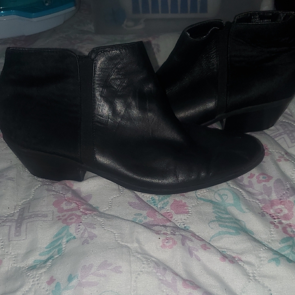 Elegant Black Ankle Boots